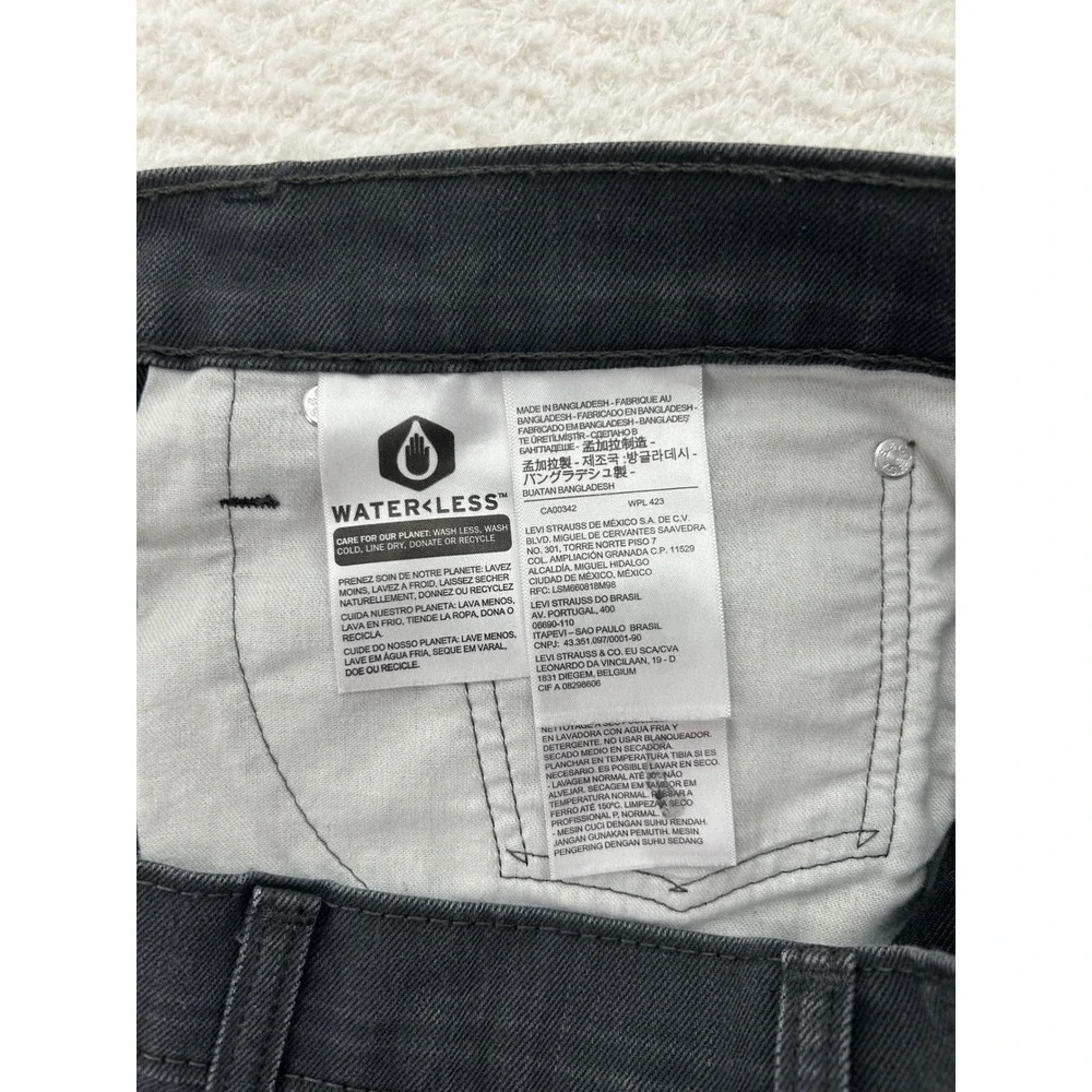 Levis 541 Athletic Taper Jeans Mens 38x30 Charcoal Grey Denim. Everyday Rugged